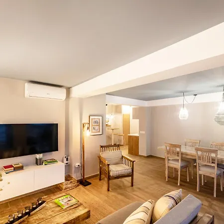 K-Navy By Nuka Homes Apartment *