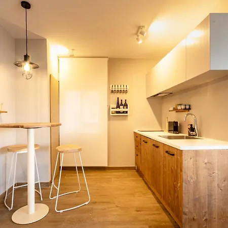 Apartment K-Navy By Nuka Homes *
