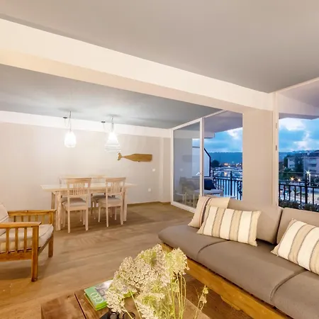 K-Navy By Nuka Homes Apartment *