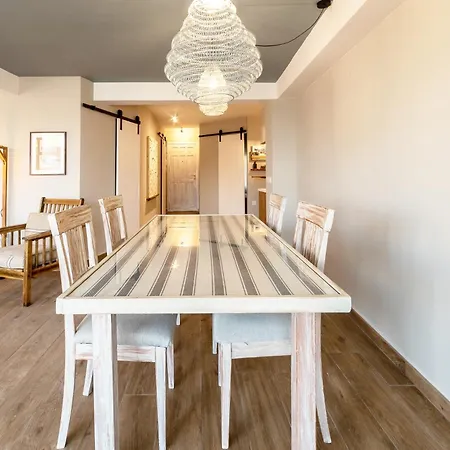 K-Navy By Nuka Homes Apartment *
