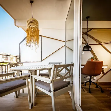 Apartment K-Navy By Nuka Homes *