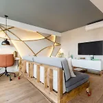 アパート K-navy By Nuka Homes