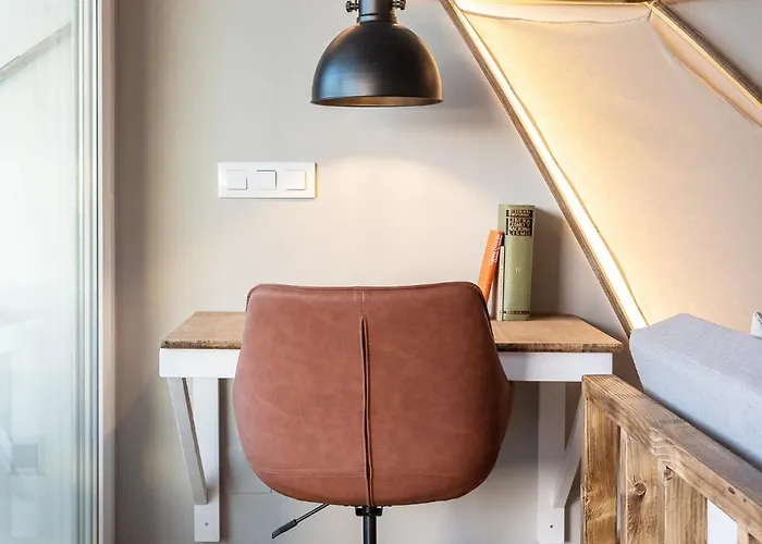 K-navy By Nuka Homes